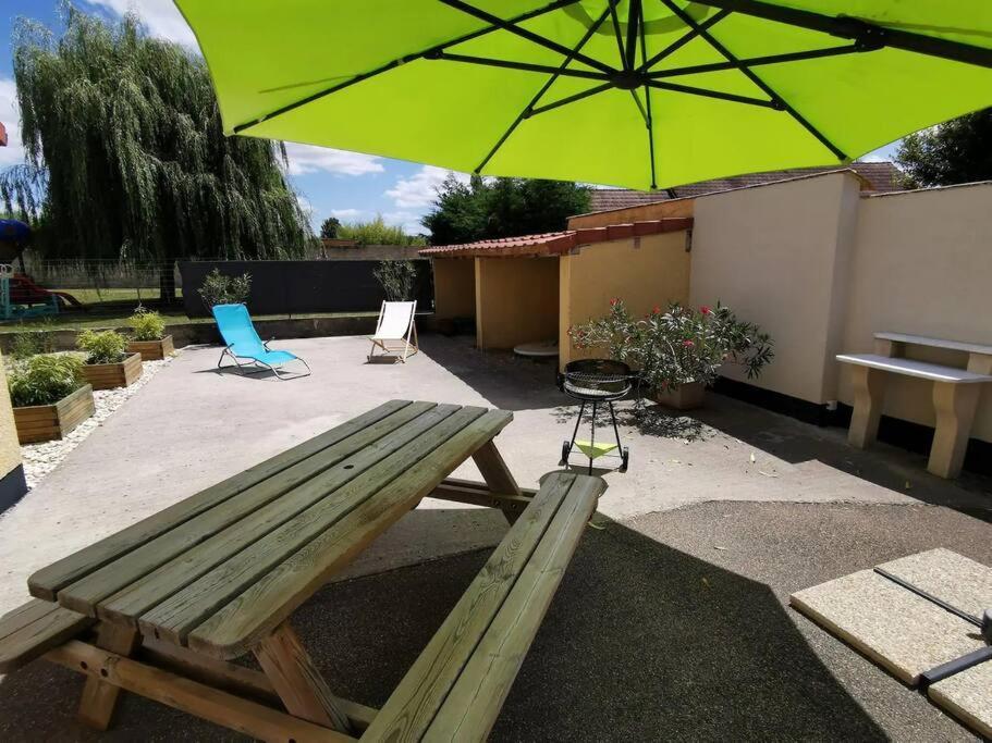 La Mirabella, Studio Avec Sauna Mirebeau-sur-Beze Bagian luar foto